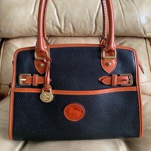 Sale! LKNW Vintage Dooney & Bourke Pebbled Leather Satchel Buckle AWL